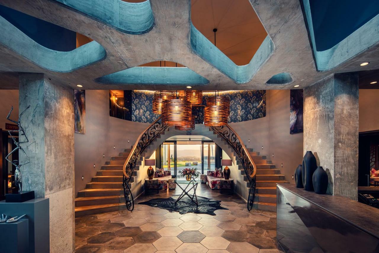 Sky Villa Boutique Hotel By Raw Africa Collection Plettenberg Bay Exterior foto Interior of the house