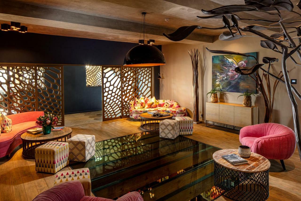 Sky Villa Boutique Hotel By Raw Africa Collection Plettenberg Bay Exterior foto The interior of the restaurant